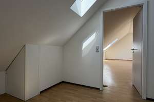 Fantastische 5-Zimmer-Maisonette-Wohnung in Frankfurt Niederrad – 60528 Niederrad, Frankfurt am Main – Vorschaubild 31
