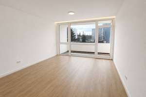 Modernisierte 3-Zimmer-Wohnung mit 2 Westbalkonen in Regensburg – Die vollständige Adresse der Immobilie erhältst du vom Anbieter., 93057 Reinhausen, Regensburg – Vorschaubild 4