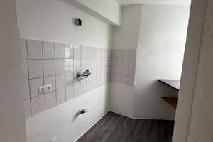 Vollständig renovierte und einzugsfertige 2-Zimmerwohnung in Essen-Frohnhausen – Aachenerstraße 42, 45145 Frohnhausen, Essen – Vorschaubild 3