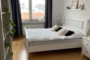 Helle 3-Zimmer-Wohnung mit Balkon — sehr zentral, ab Juni frei!