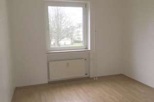 Großräumige 3-Zimmer-Wohnung mit Balkon! – Freisenbruchstr. 23, 45279 Freisenbruch, Essen – Vorschaubild 5