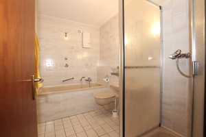 Aussergewöhnliche  Studio-Wohnung mit zwei Balkonen in gepflegtem Wohnhaus – Hoher Weg 12, 47137 Duisburg – Vorschaubild 19