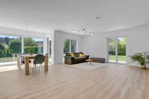 Hochwertiger Neubau! Energieeffizientes Architektenhaus mit Privatsphäre auf großem Grundstück – Die vollständige Adresse der Immobilie erhältst du vom Anbieter., 95503 Hummeltal – Vorschaubild 5