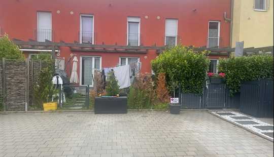 Bild von Elegantes 5-Zimmer-Haus (Bj. 2012) in Hattersheim am Main