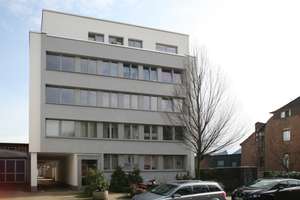 Helle 2-Zimmer Wohnung im 4. OG mit Balkon in Oberhausen-Marienkirche