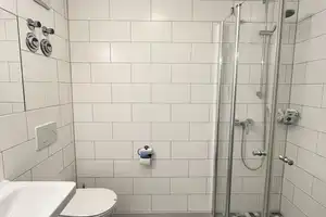 Property thumbnail 6