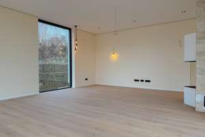 Luxusvilla mit weitläufigem Grundstück – Exklusives Wohnen nahe Landshut – Die vollständige Adresse der Immobilie erhältst du vom Anbieter., 84032 Altdorf – Vorschaubild 8