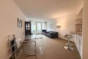 Mitten in München: Bezugsfreie Wohnung mit Balkon in begehrter Maxvorstadtlage