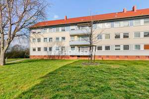 Charmante 1-Zimmer-Wohnung im Erdgeschoss mit Keller und Stellplatz - Erbpacht vorhanden