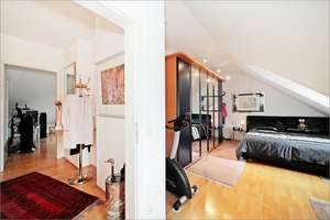 Dachgeschosswohnung mit Balkon und TG-Stellplatz – Gepflegte Kapitalanlage in München-Forstenried – Karl-Valentin-Str. 44, 81476 Forstenried, München – Vorschaubild 4