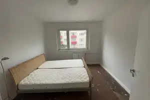 Lichtdurchflutete 2,5-Zimmer-Wohnung in Berlin-Spandau – Individuell gestaltbar – Heerstraße 396, 13593 Berlin – Vorschaubild 3