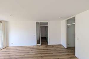 Erstbezug nach Sanierung: 2 Zimmer mit Balkon und TG-Stellplatz, 3 Minuten zum Dom – 50667 Altstadt/Nord, Köln – Vorschaubild 6