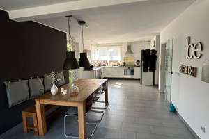 Privatverkauf-Gepflegte moderne Doppelhaushälfte mit Erdwärme, Kaminofen und Sauna in Rommerskirchen – Die vollständige Adresse der Immobilie erhältst du vom Anbieter., 41569 Rommerskirchen – Vorschaubild 6