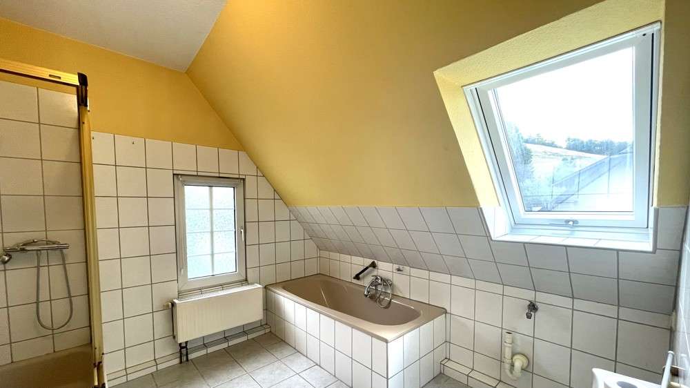 Immobilie in Lennestadt - Dreifamilienhaus - Bild 5