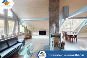 VR IMMO: Lichtdurchflutete 5- Zimmer- Maisonette mit historischem Charme in Gosenbach.