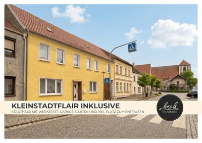 Mehr Platz für Ihre Ideen – vielseitiges Stadthaus mit Werkstatt und Garage in zentraler Lage