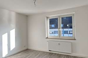 schöne 2,5 Zimmer Wohnung in zentraler Lage !! – Gelsenkirchener Straße 15, 45141 Stoppenberg, Essen – Vorschaubild 5