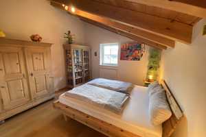 PROVISIONSFREI: Modernisiertes Zweifamilienhaus mit traumhaftem Garten, Pool und Doppelgarage – Rohretweg 9, 83064 Rosenheim (Kreis) – Vorschaubild 28