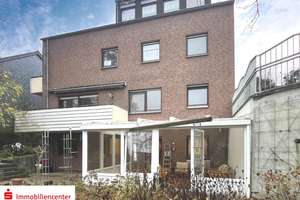 Innenstadtnahes 4-Familienhaus mit 3 Garagen und freier Erdgeschosswohnung zur Selbstnutzung oder Ka – Die vollständige Adresse der Immobilie erhältst du vom Anbieter., 45665 Ostviertel, Recklinghausen – Vorschaubild 1