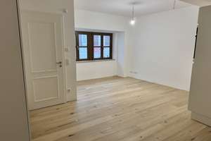 ***Traumhafte 1-ZKB Wohnung - generalsaniert 2025 - top Altstadtlage*** – Engelburgergasse 17, 93047 Innenstadt, Regensburg – Vorschaubild 2