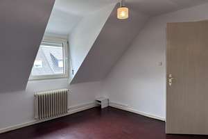 Ruhiges Mittelreihenhaus in Düsseldorf-Rath sofort bezugsfertig zu vermieten. – Die vollständige Adresse der Immobilie erhältst du vom Anbieter., 40472 Rath, Düsseldorf – Vorschaubild 11