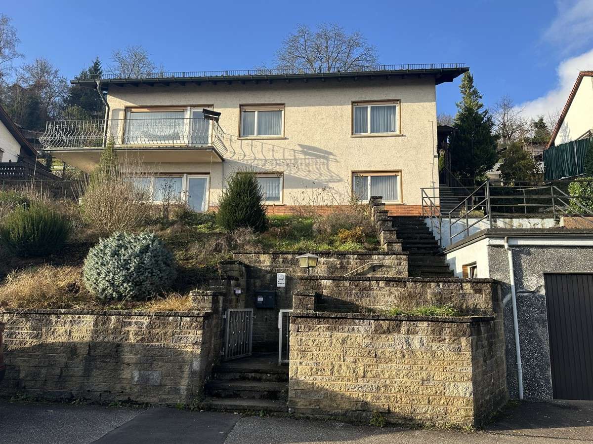 ZWEIFAMILIENHAUS MIT TRAUMAUSSICHT, Heilbronn Kreis – Bild 1