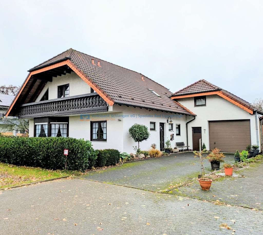 Immobilie in Schlangen - Einfamilienhaus mit Potenzial in Oesterholz - Bild 0