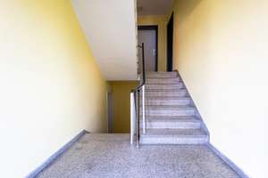 Renovierungsbedürftige 2-Zimmer-Wohnung mit Balkon und Außenstellplatz im Augustinviertel! – Die vollständige Adresse der Immobilie erhältst du vom Anbieter., 85053 Südost, Ingolstadt – Vorschaubild 7