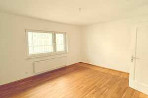 *ERSTBEZUG Kernsaniert 3 Zimmer*  2.OG  rechts mit Balkon, Küche und Waschmaschine. – Römerstraße 64, 70180 Stuttgart – Vorschaubild 12