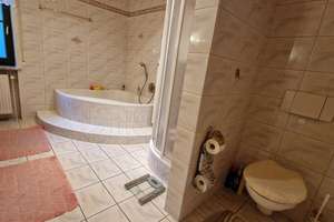 Grünes Paradies in Mosing
Reichlich Platz mit ca. 240 m² Wfl.
Sehr wertige Ausstattung
ELW möglic – Die vollständige Adresse der Immobilie erhältst du vom Anbieter., 95445 Roter Hügel, Bayreuth – Vorschaubild 29