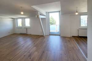 *Großzügige 3-Zimmer-DG-Wohnung mit offener Küche + Balkon + Einbauküche als Option*
