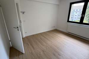 Renditestarke Zwei-Zimmerwohnung Köln-Ehrenfeld mit Garage zu verkaufen – Overbeckstraße 23-25, 50823 Neuehrenfeld, Köln – Vorschaubild 4