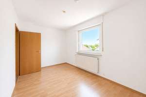 Salach/ab sofort: 3-ZKB-Whg. im 1. OG in 3FH, ruhig, zentral, gepflegt, Garten, Garage – Die vollständige Adresse der Immobilie erhältst du vom Anbieter., 73084 Salach – Vorschaubild 6