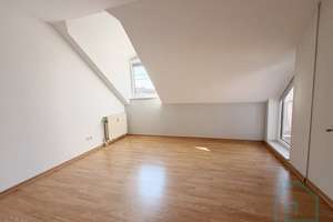 Helle Dachgeschosswohnung mit 
4 Zimmer, offene Küche und 
2 Bäder – 67069 Edigheim, Ludwigshafen am Rhein – Vorschaubild 5