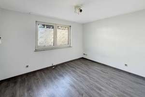 Panoramaanwesen in exklusiver Höhenlage von Stuttgart – Großzügiges Anwesen mit Pool & ELW – Die vollständige Adresse der Immobilie erhältst du vom Anbieter., 70180 Weinsteige, Stuttgart – Vorschaubild 19