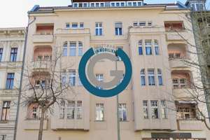 GRÜNDERZEIT-ALTBAU MIT AUFZUG - STUCK, HOHE DECKEN, FISCHGRÄTPARKETT, LOGGIA & BALKON -  NAHE U-BAHN – Richard-Wagner-Straße 49, 10585 Charlottenburg, Berlin – Vorschaubild 1