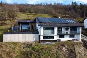 Modernes und hochwertig saniertes Einfamilienhaus mit herrlichem Ausblick! – Donnersbergkreis – Vorschaubild 1