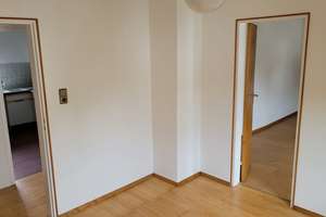Gemütliche 4-Zi-Wohnung im 2. OG in Stuttgart-Birkach – Die vollständige Adresse der Immobilie erhältst du vom Anbieter., 70599 Birkach-Süd, Stuttgart – Vorschaubild 6