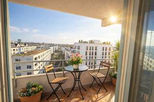 Provisionsfrei: Sonnige 2-Zi.-Whg im 7. OG mit Balkon & Weitblick  – direkt am Petuelpark + TG