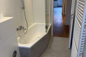 Helle Altbauwohnug in bester Lage  – Quirinstrasse 12, 40545 Oberkassel, Düsseldorf – Vorschaubild 7