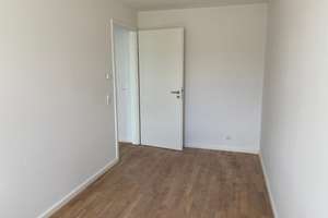 Zweitbezug nach Sanierung, Klimaanlage, Balkon, Dachterrasse, HWR, Wanne & Dusche u.v.m.! – Albert-Schmidt-Straße 9, 6110 Südliche Innenstadt, Halle (Saale) – Vorschaubild 15