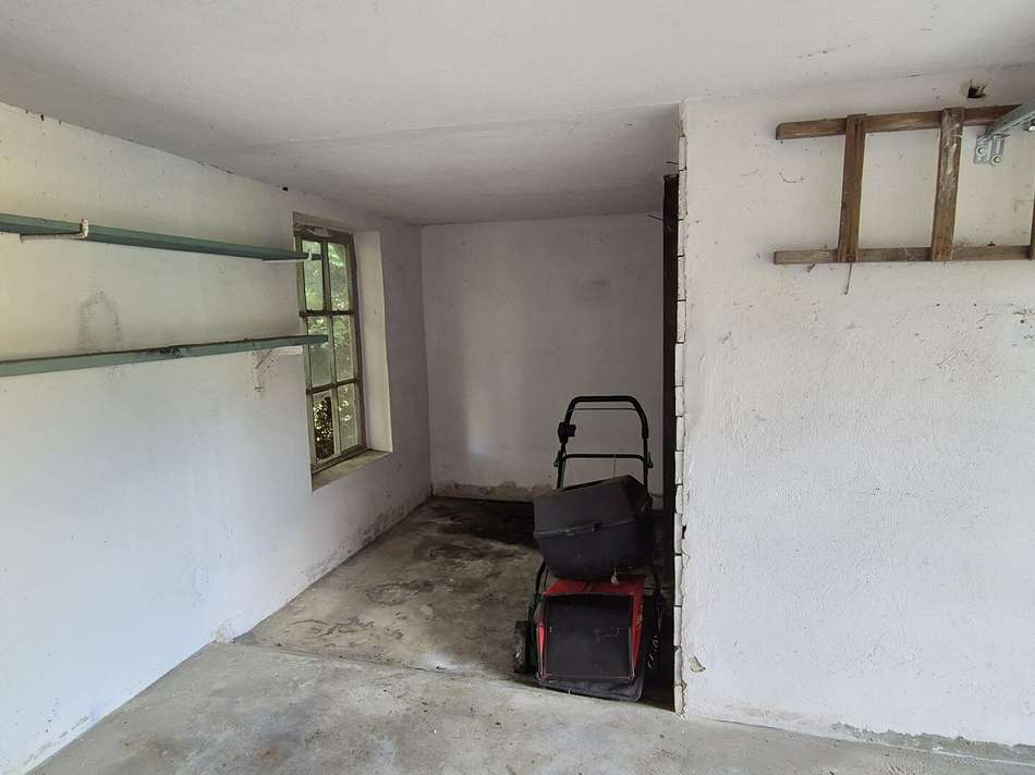 ...mit Abstellfläche