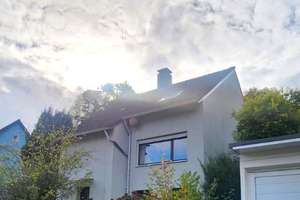 TOP WOHNLAGE AM KATERNBERG! FREISTEHENDES EINFAMLIENHAUS SAMT ZWEI GARAGEN – Die vollständige Adresse der Immobilie erhältst du vom Anbieter., 42113 Uellendahl-Katernberg, Wuppertal – Vorschaubild 2