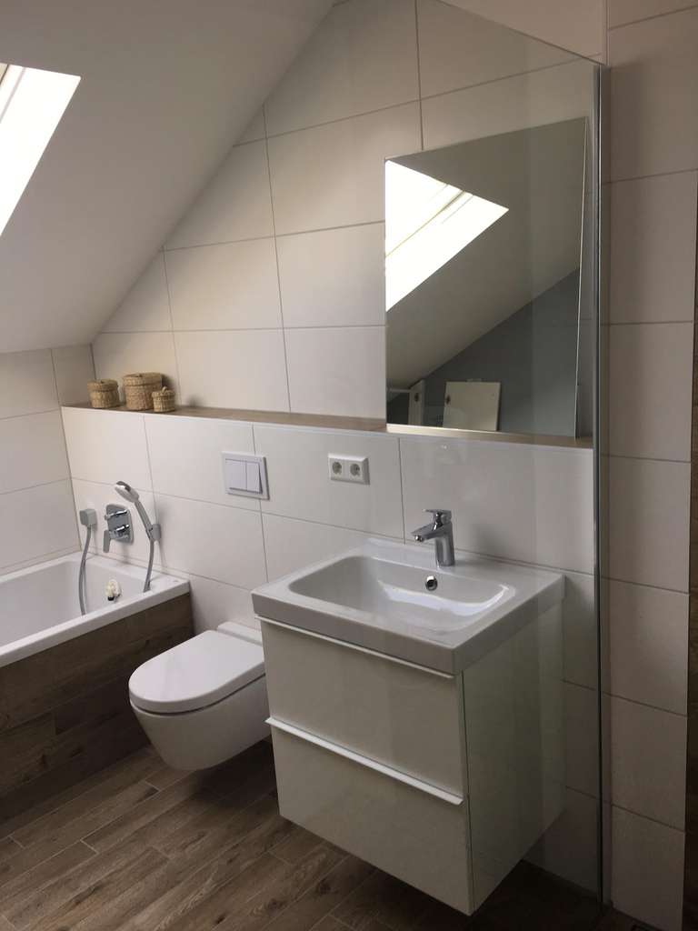 Immobilie in Maulburg - „Moderne Dachgeschosswohnung mit Balkon“ - Bild 4