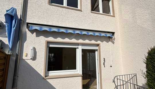 Bild von Kleines Reihenmittelhaus für Paare oder junge Familien mit Garten und Ausbaureserve im Dach