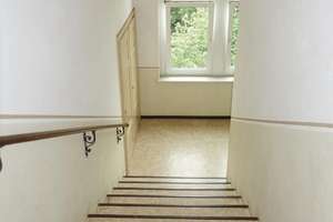 Eindrucksvolle Familienwohnung mit Wintergarten und Balkon in elbnaher Umgebung! – Die vollständige Adresse der Immobilie erhältst du vom Anbieter., 1279 Tolkewitz/Seidnitz-Nord, Dresden – Vorschaubild 17