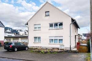 Zweifamilienhaus mit schöner Aussicht in Rösberg! – Die vollständige Adresse der Immobilie erhältst du vom Anbieter., 53332 Bornheim – Vorschaubild 1