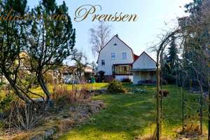 Schuster aus Preussen - Karow - Zweifamilienhaus auf ca. 1.246 m² teilbarem Grundstück