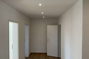 Zuhause mit vier Zimmern und Balkon in Mainz