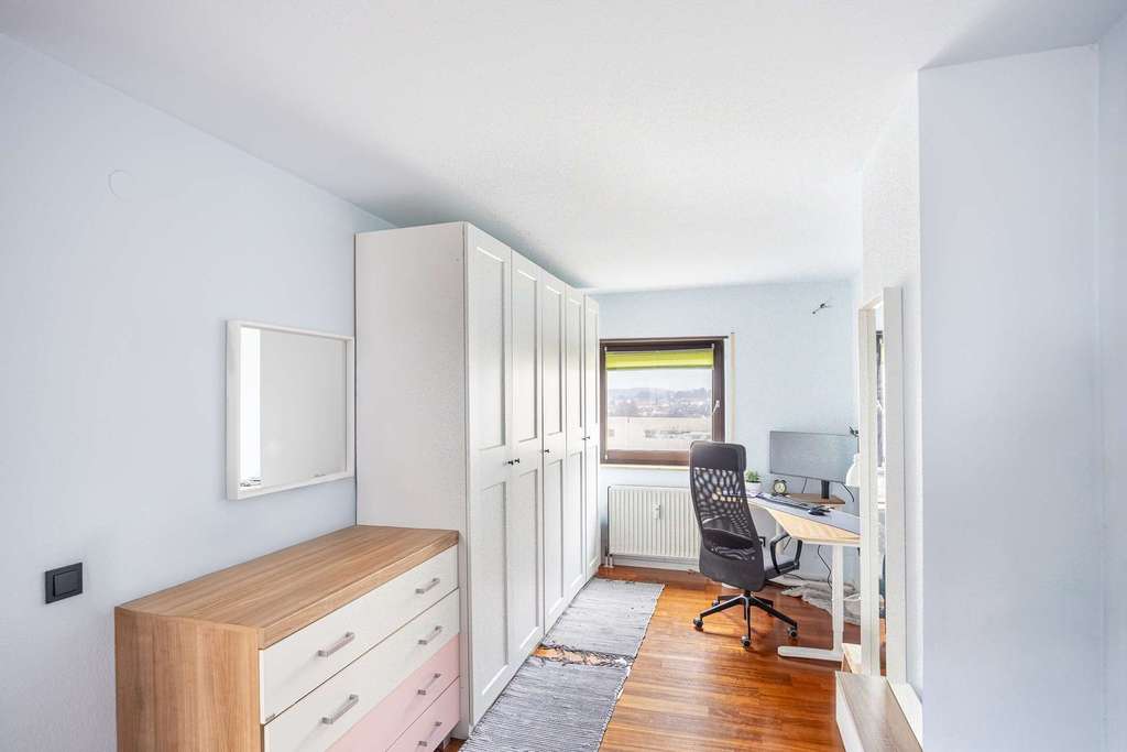 Immobilie in Bietigheim-Bissingen - WEITBLICK: Dachterrassen-Traum! - Bild 2